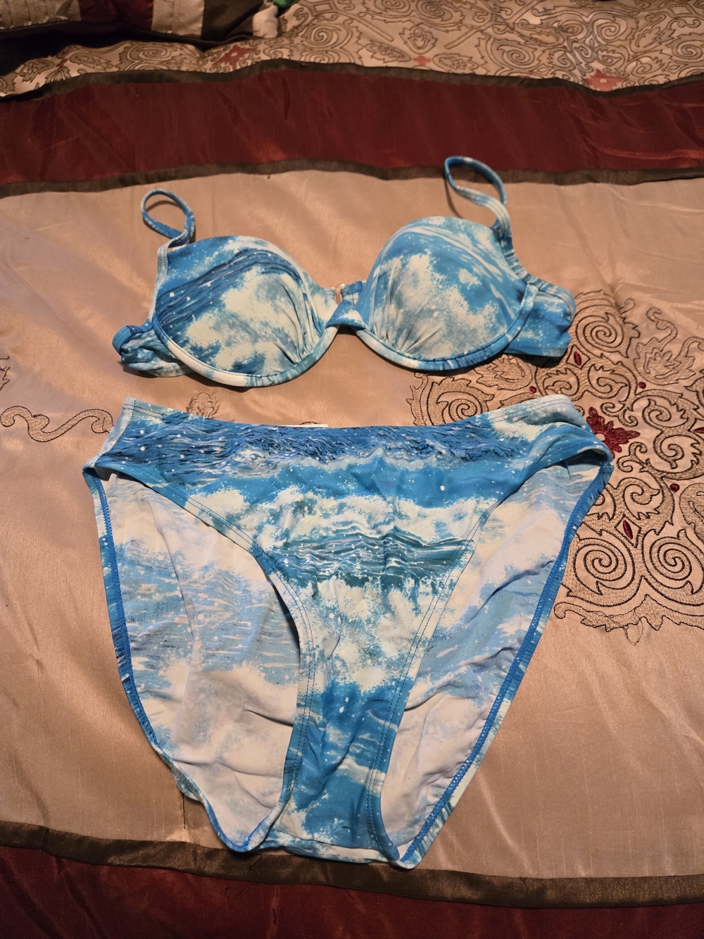 Newport News Blue Tie-Dye Underwire Bikini Set